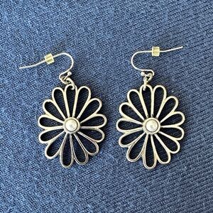 Silver Flower Earrings